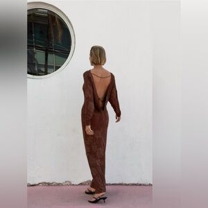 NWT  Women’s Zara Brown Backless Jaquard Dress Medium